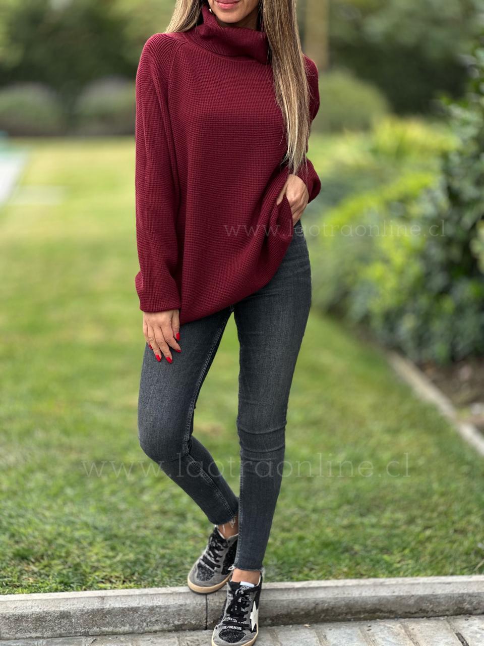 Sweater Azalea cherry