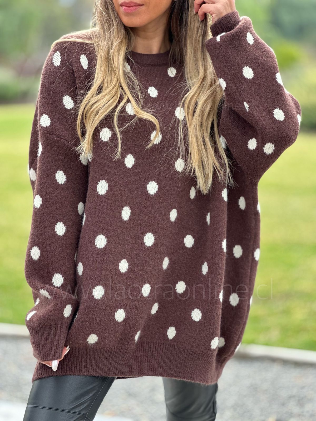 Sweater Lunares marrón