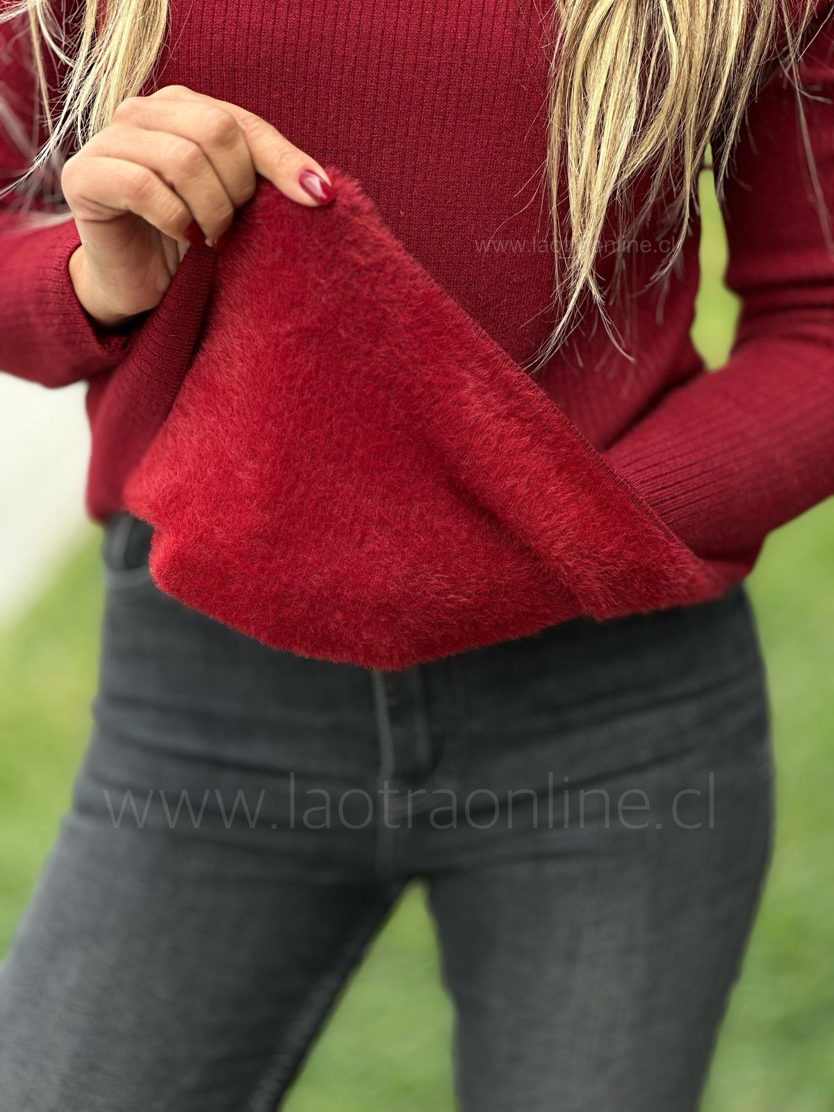 Sweater Santa cruz cherry