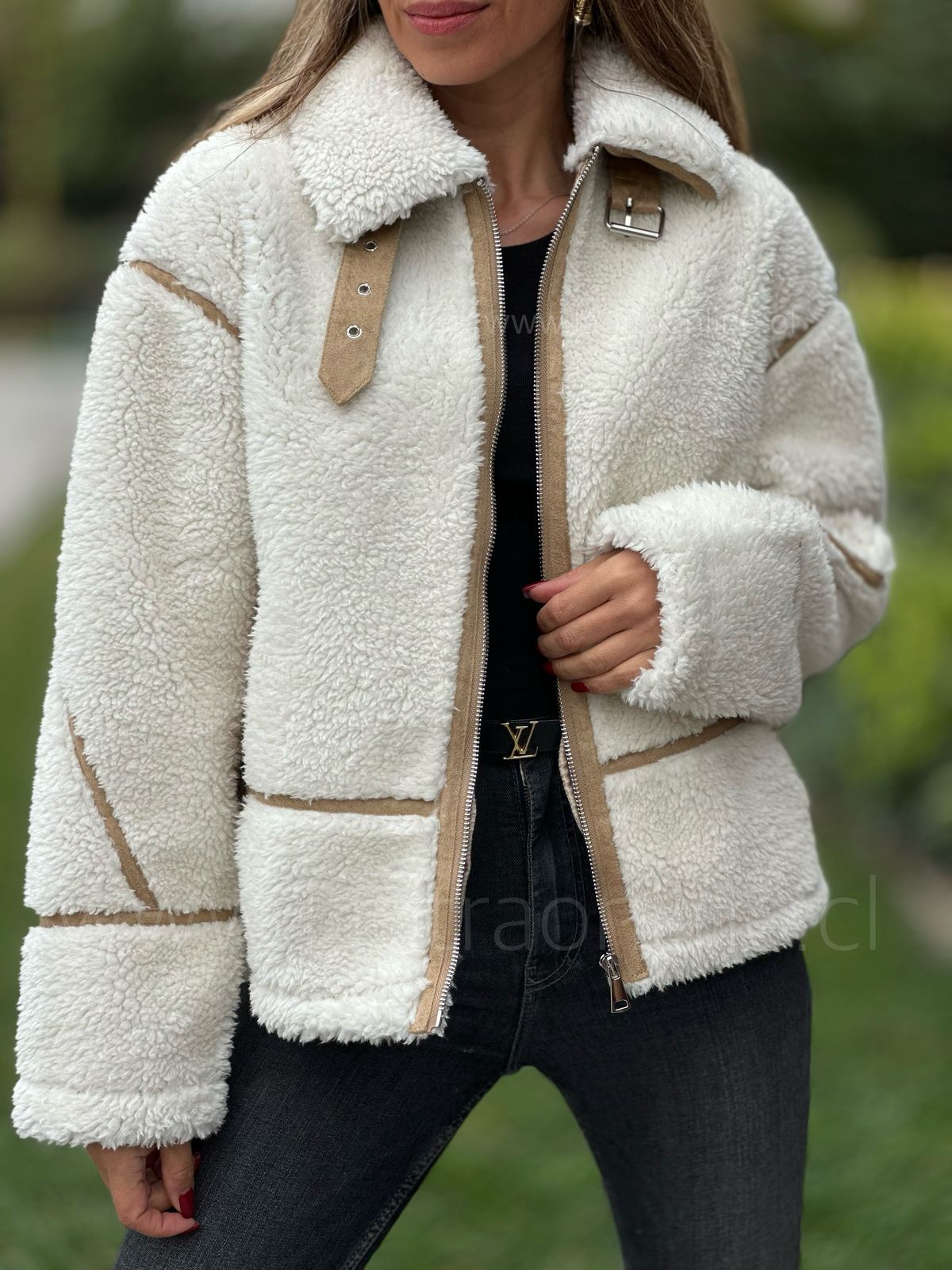 Chaqueta Rusia crema