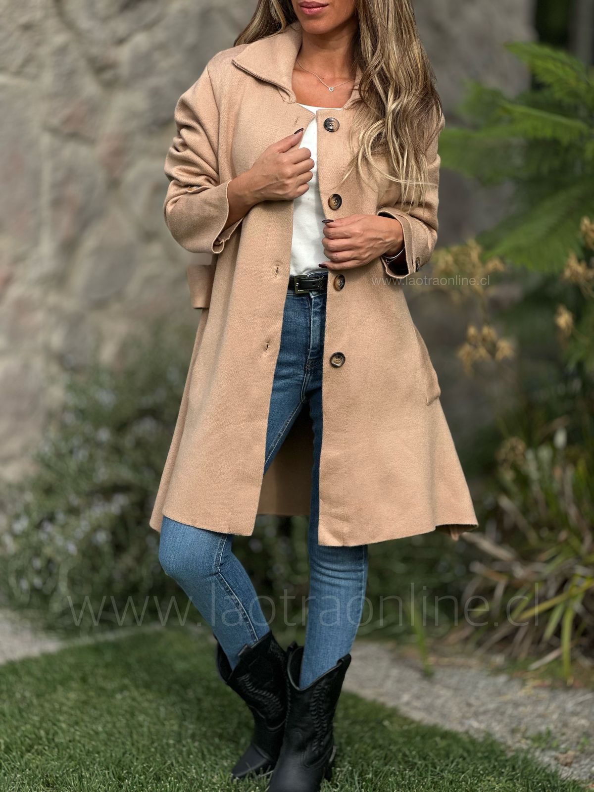 Abrigo Macedonia beige