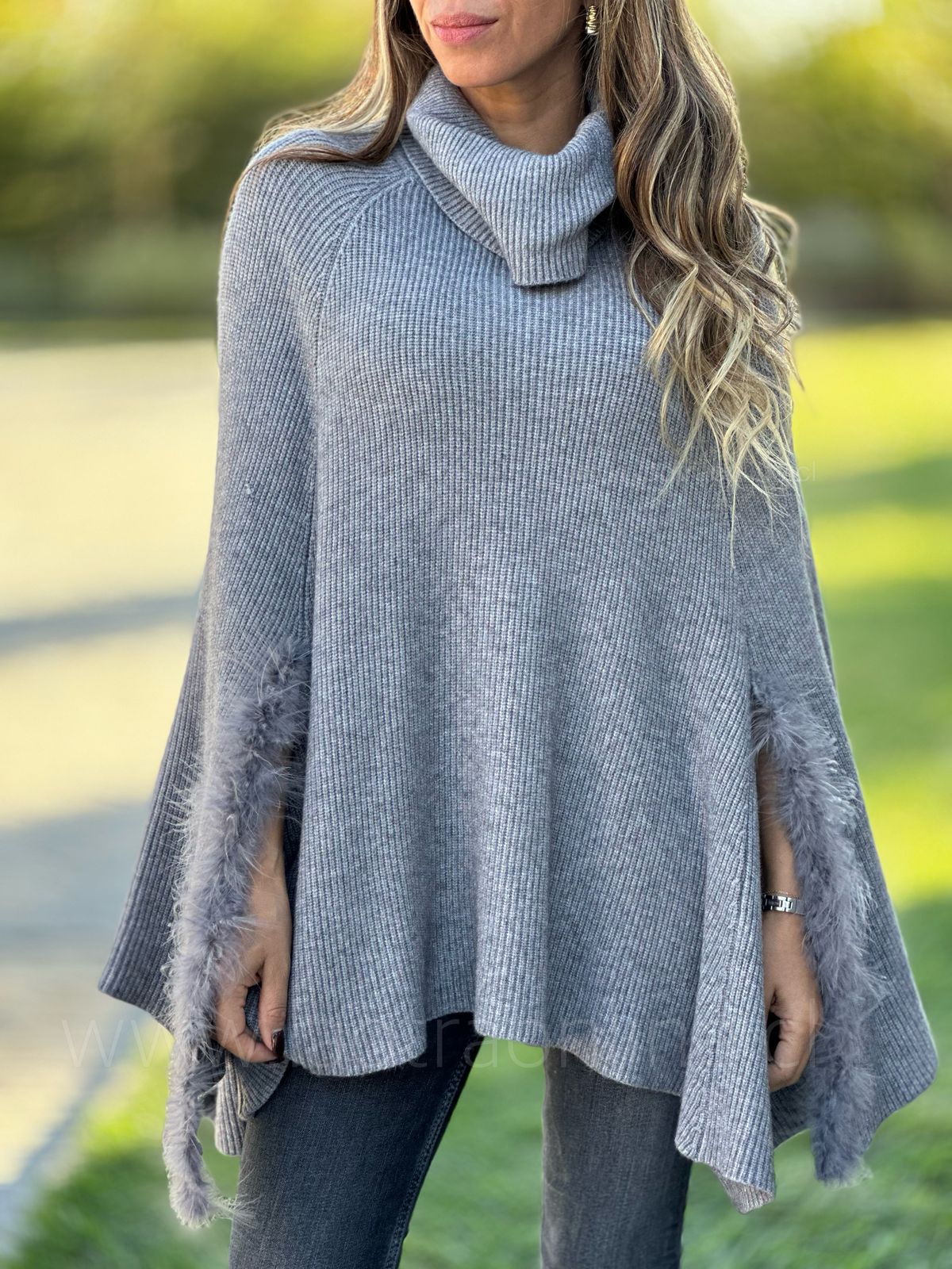 Poncho Alfonsina gris