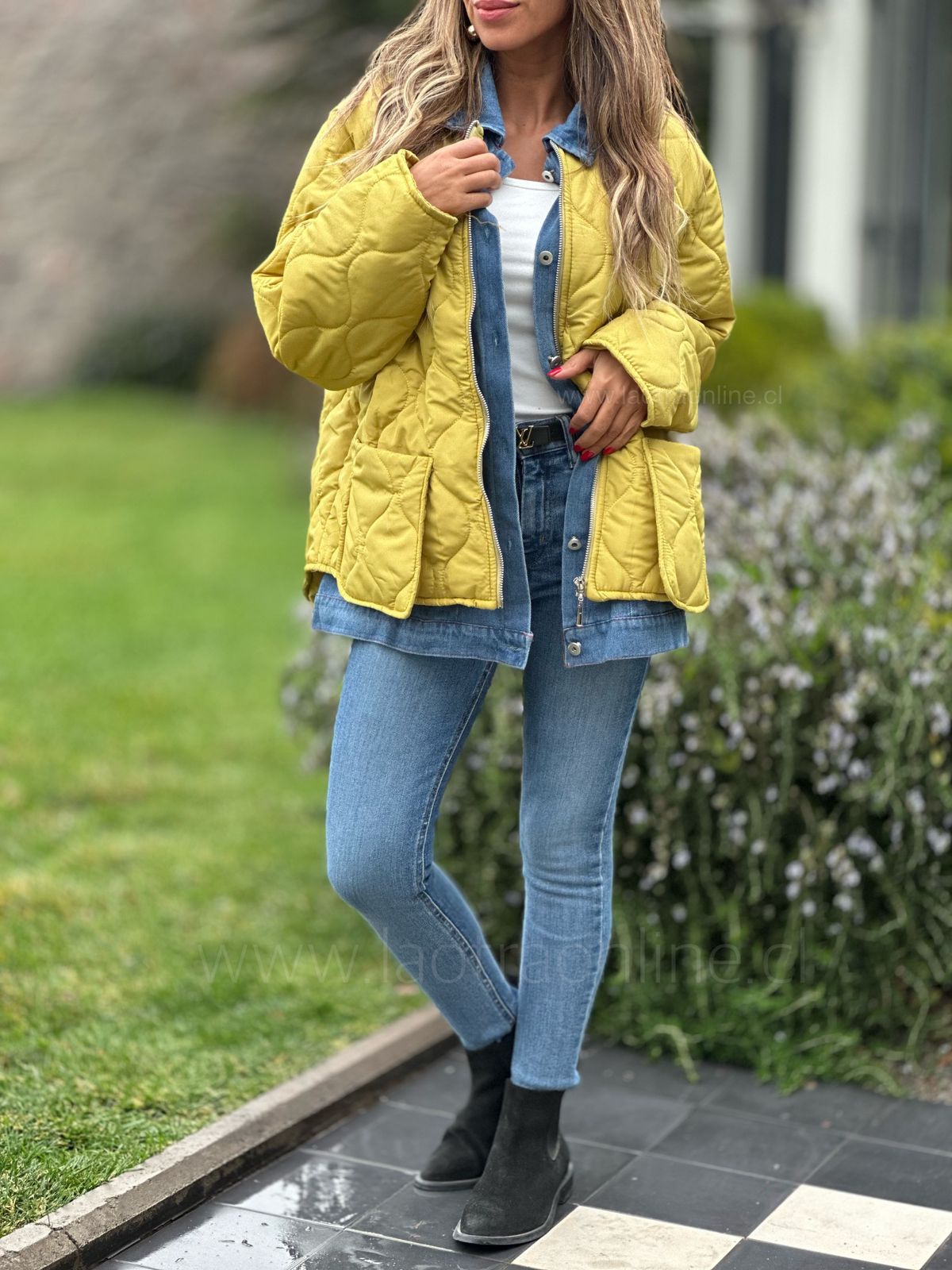 Parca blusa mentirosa Rafa amarillo